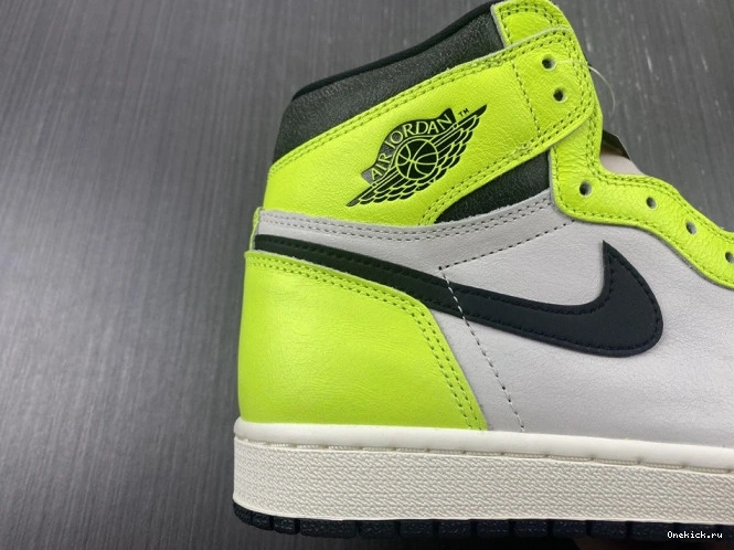 One Kick Air Jordan OG High 555088-702 1 Volt 0723